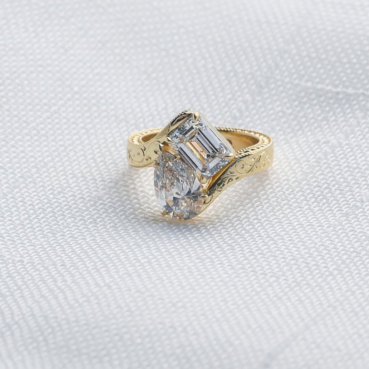 4.00 tcw toi et moi pear and emerald moissanite engagement ring set art deco gold wedding ring set vintage bridal sets anniversary ring set