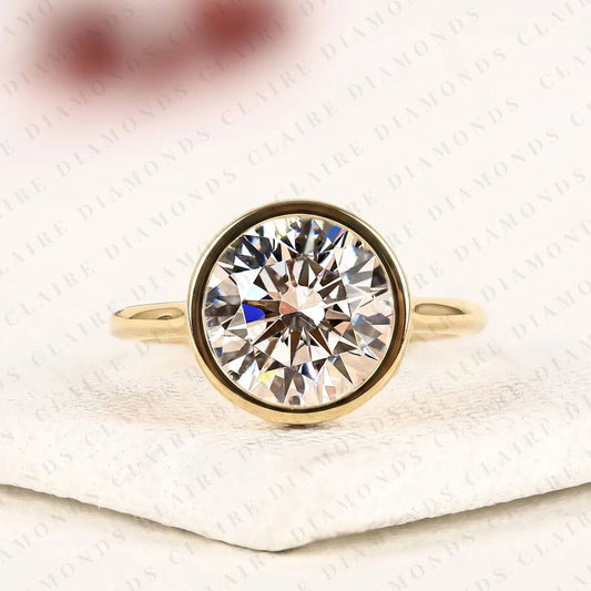 Luxury Round Brilliant Lab Grown Diamond Solitaire Engagement Ring with Timeless Modern Elegance