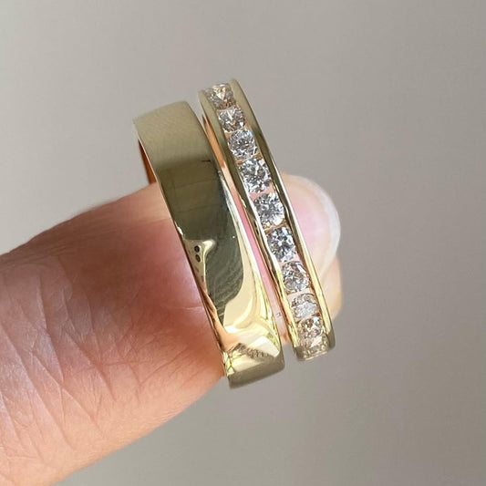 0.74 TCW Classic Gold Couple Band Set with Round Brilliant Lab Grown Diamond Channel Setting