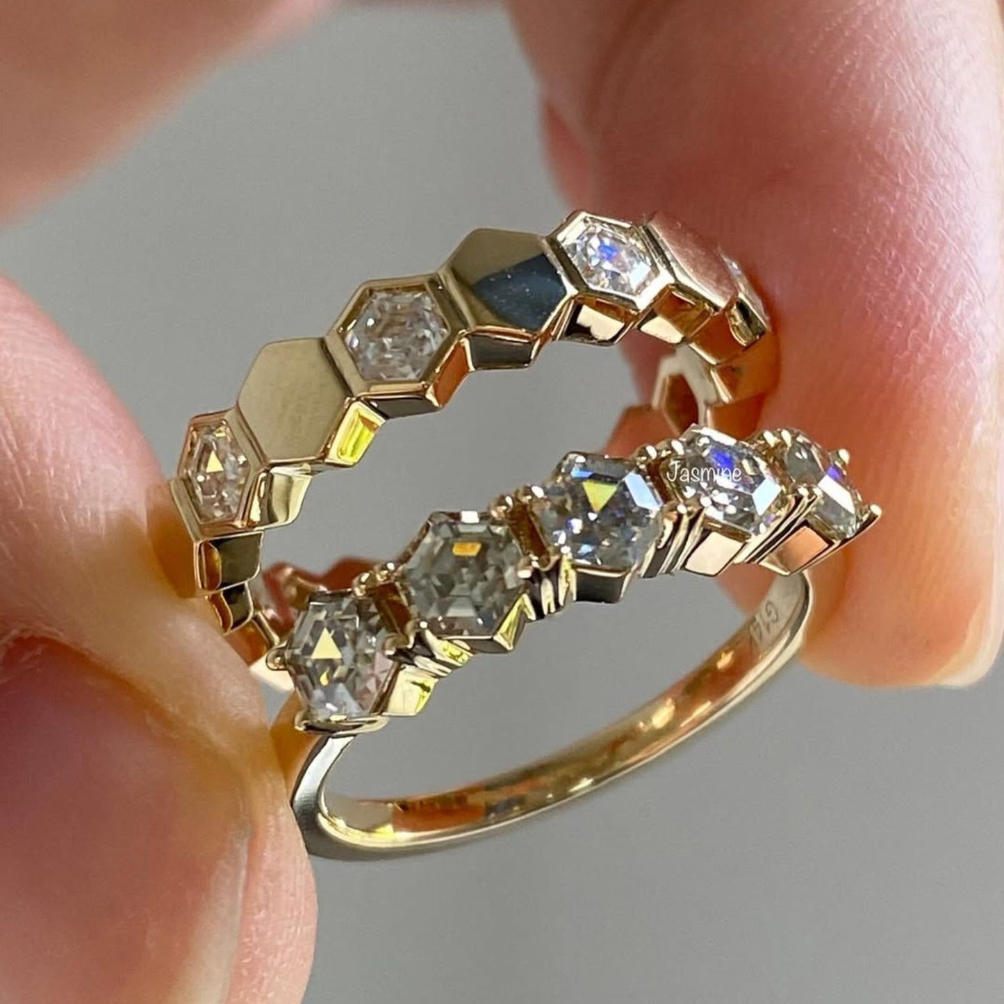 golden daimond ring 