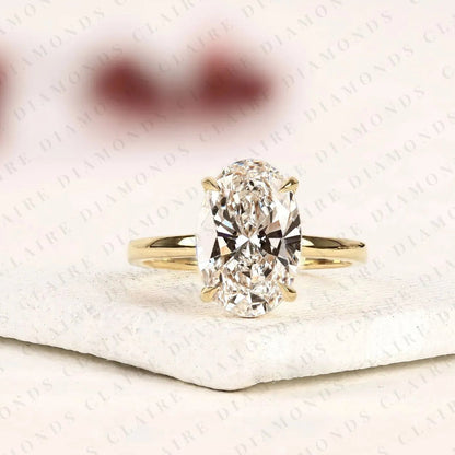 Oval Moissanite Diamond Solitaire Ring for Modern Engagements and Lasting Love