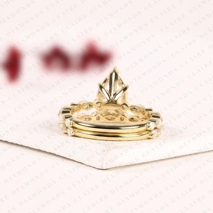 Pear Cut Lab Grown Diamond Engagement Ring Floral Nature Inspired Bridal Ring Vintage Gold Wedding Unique Ring for Women