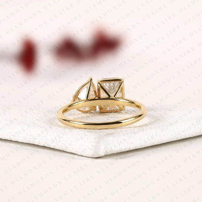 2.80 TCW Emerald & Pear Cut Lab Grown Toi et Moi Engagement Ring, Two Stone Gold Ring, Modern Bridal Ring, Unique Anniversary Gift for Women