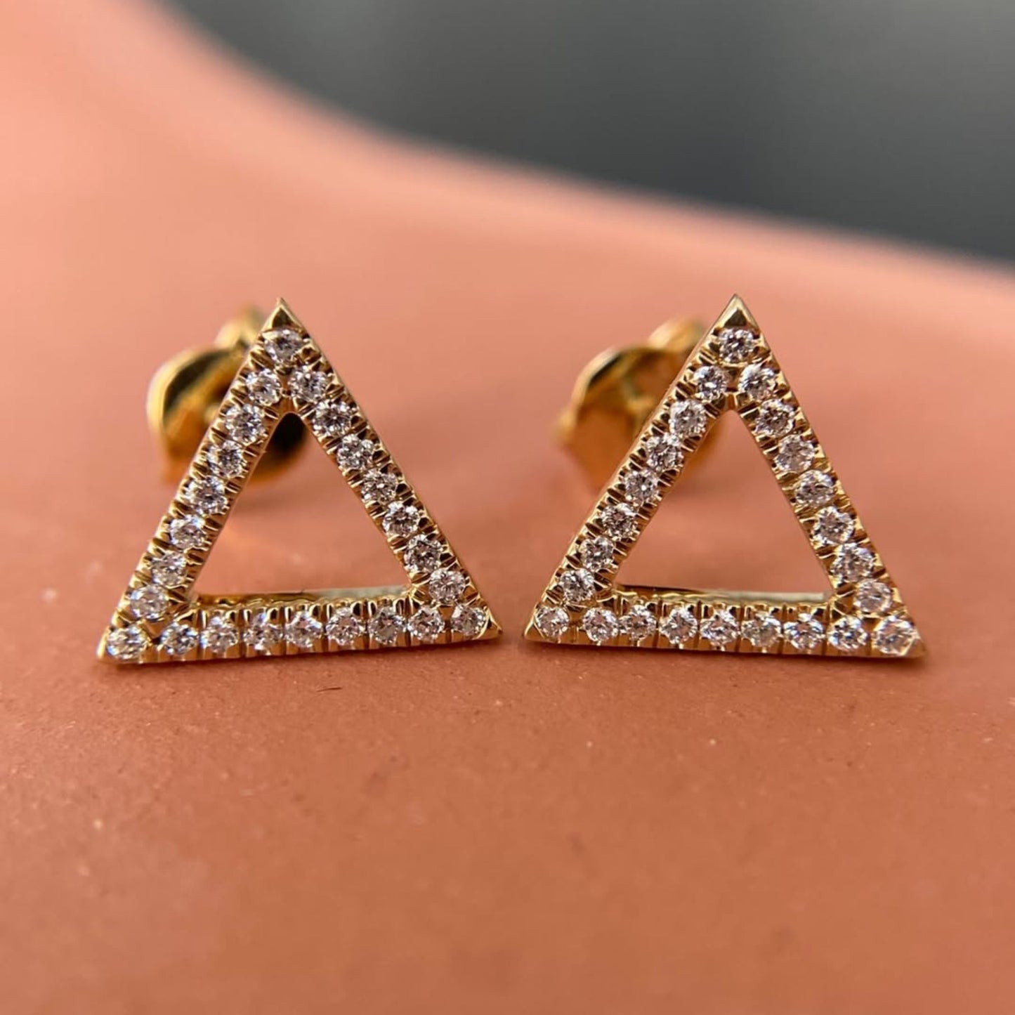 0.96 tcw triangle moissanite diamond stud earrings in gold geometric minimalist diamond earrings everyday luxury jewelry