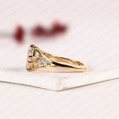 Princess Cut Moissanite Diamond Three Stone Engagement Ring with Kite Side Stones in Gold