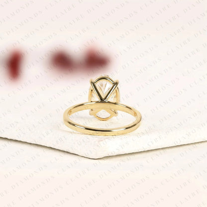 Oval Lab Grown Diamond Solitaire Ring for Modern Engagements and Lasting Love