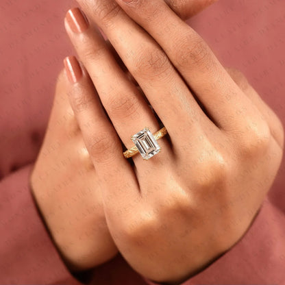 Emerald Cut Engagement Ring – photo 2