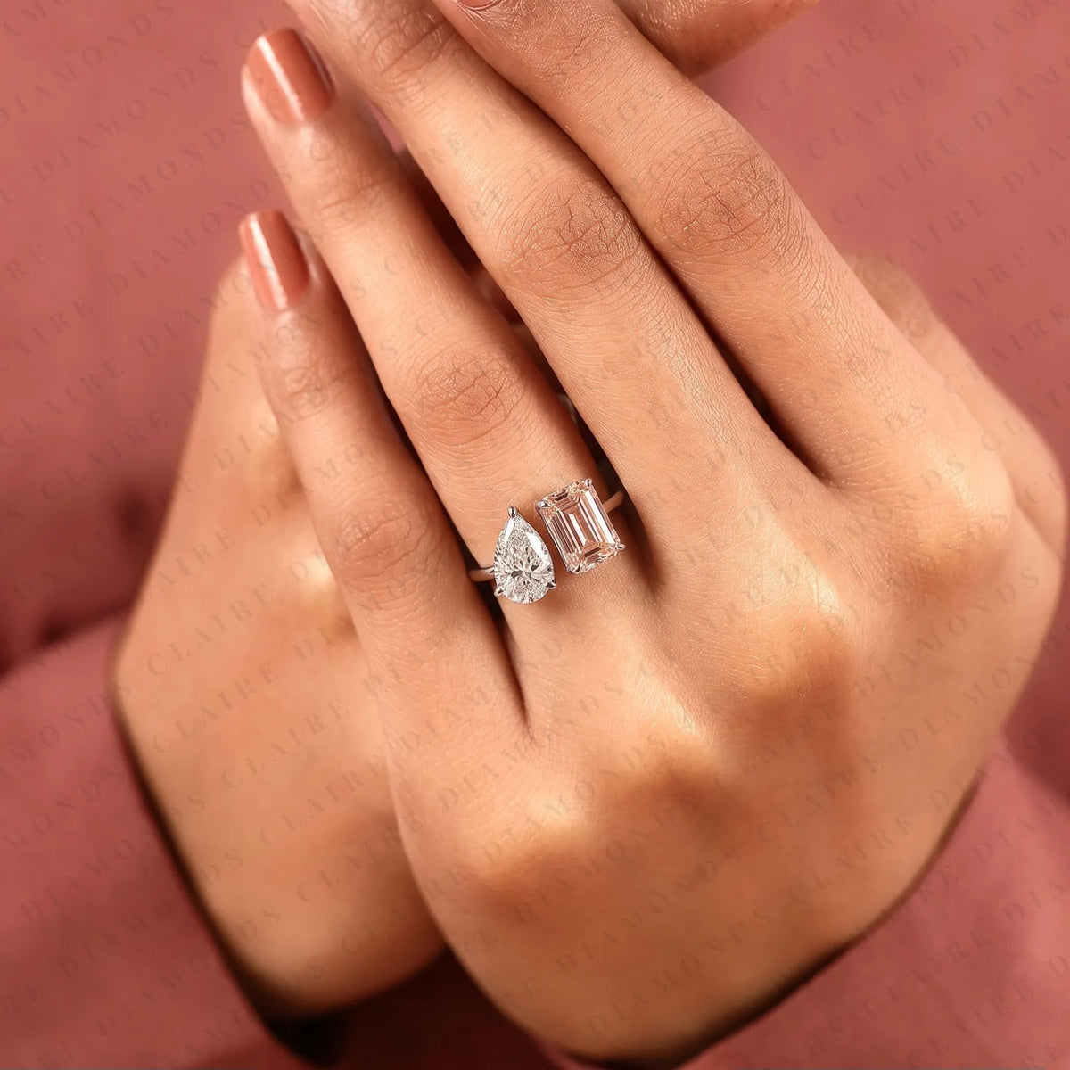 4.00 TCW Pear and Emerald Cut Toi et Moi Ring – photo 2