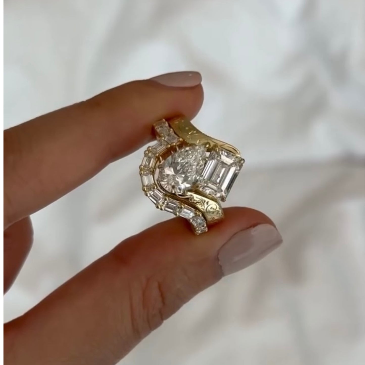 4.00 tcw toi et moi pear and emerald moissanite engagement ring set art deco gold wedding ring set vintage bridal sets anniversary ring set