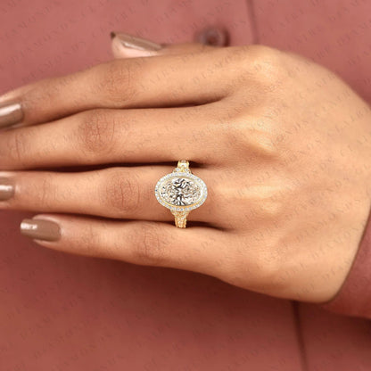 Oval Cut Halo Lab Grown Diamond Engagement Ring in Gold – Vintage Beauty with Timeless Sparkle