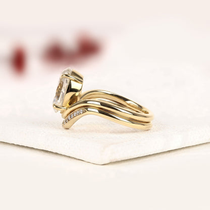 Curved Chevron Wedding Band Set with Elongated Oval Cut Moissanite Diamond Ring | Vintage V-Shaped Bridal Set | Unique Anniversary Ring for Women