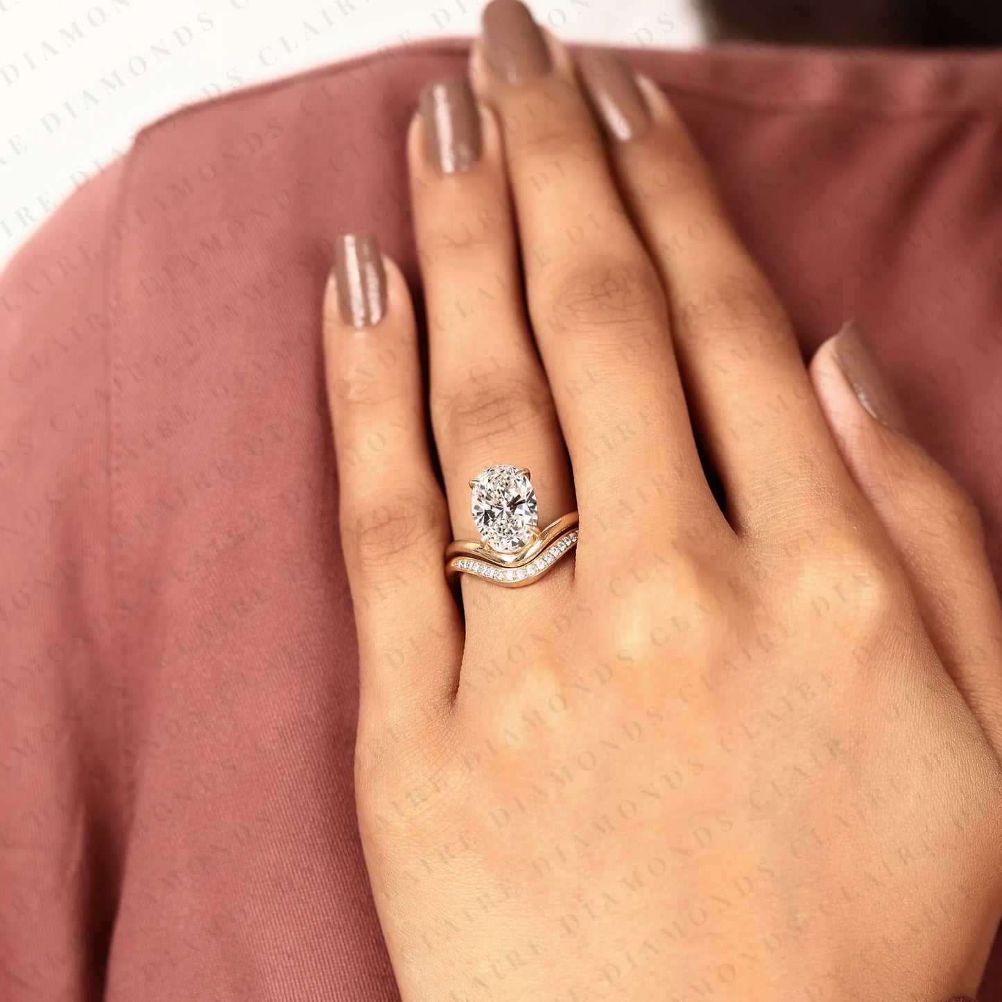 curved chevron wedding band set with elongated oval cut lab grown diamond ring | vintage v-shaped bridal set | unique anniversary ring for women