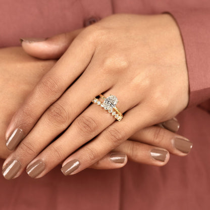 Classic Oval Cut Moissanite Diamond Ring Set for Engagement, Wedding, and Anniversary Celebrations
