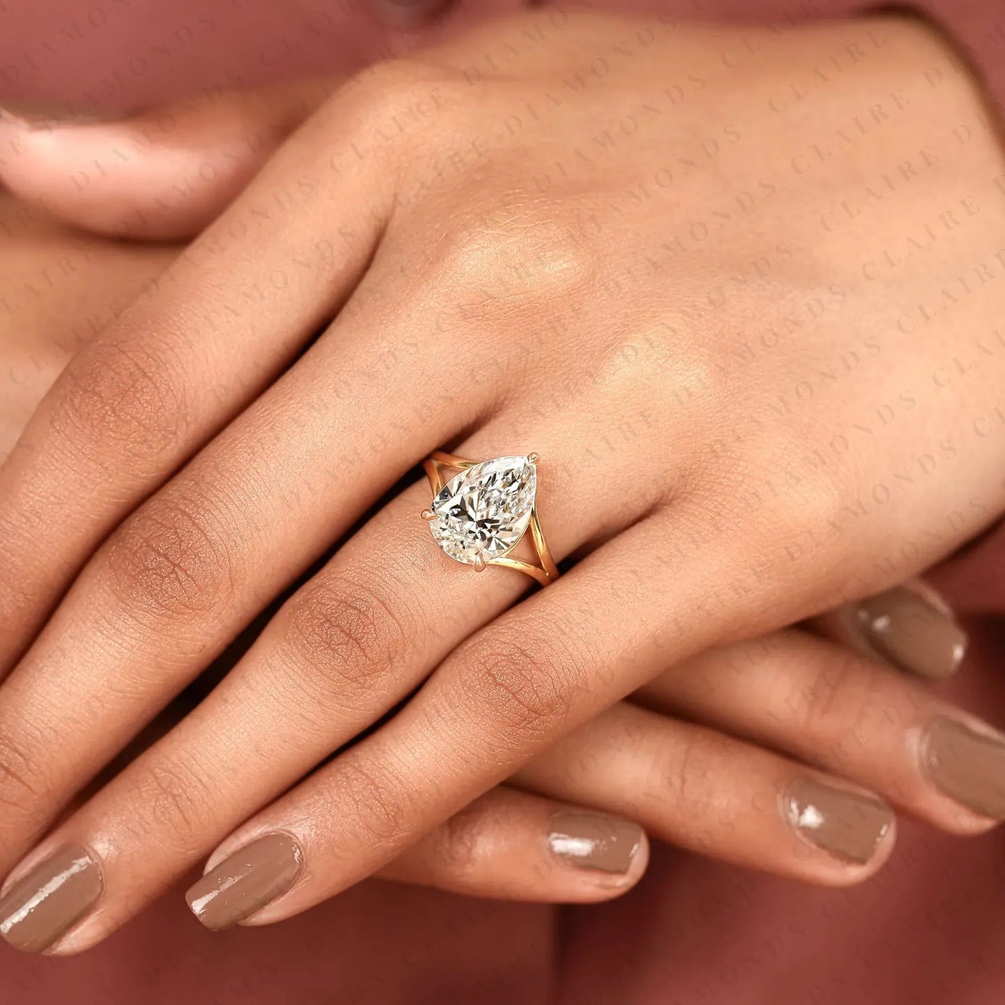 pear cut solitaire lab grown diamond engagement ring open split shank promise ring minimalist bridal ring for women