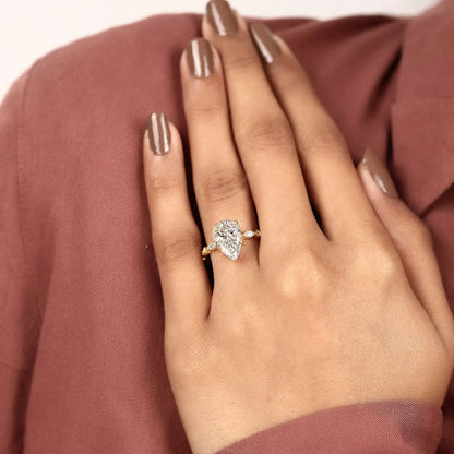 Pear Cut Moissanite Diamond Engagement Ring Vintage Marquise Accent Diamond Ring Nature Inspired Solitaire Bridal Ring for Women