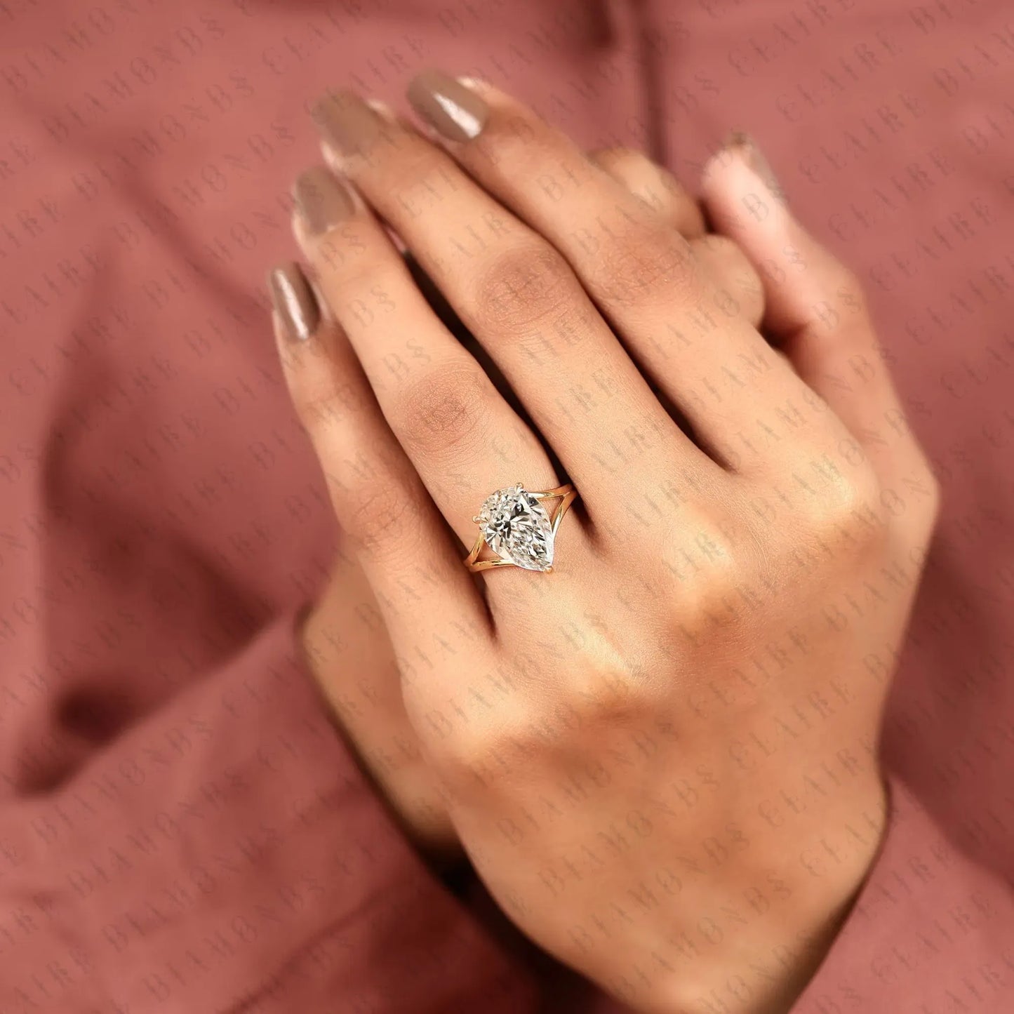 pear cut solitaire lab grown diamond engagement ring open split shank promise ring minimalist bridal ring for women