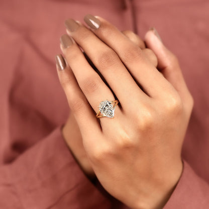 Pear Cut Solitaire Lab Grown Diamond Engagement Ring Open Split Shank Promise Ring Minimalist Bridal Ring for Women