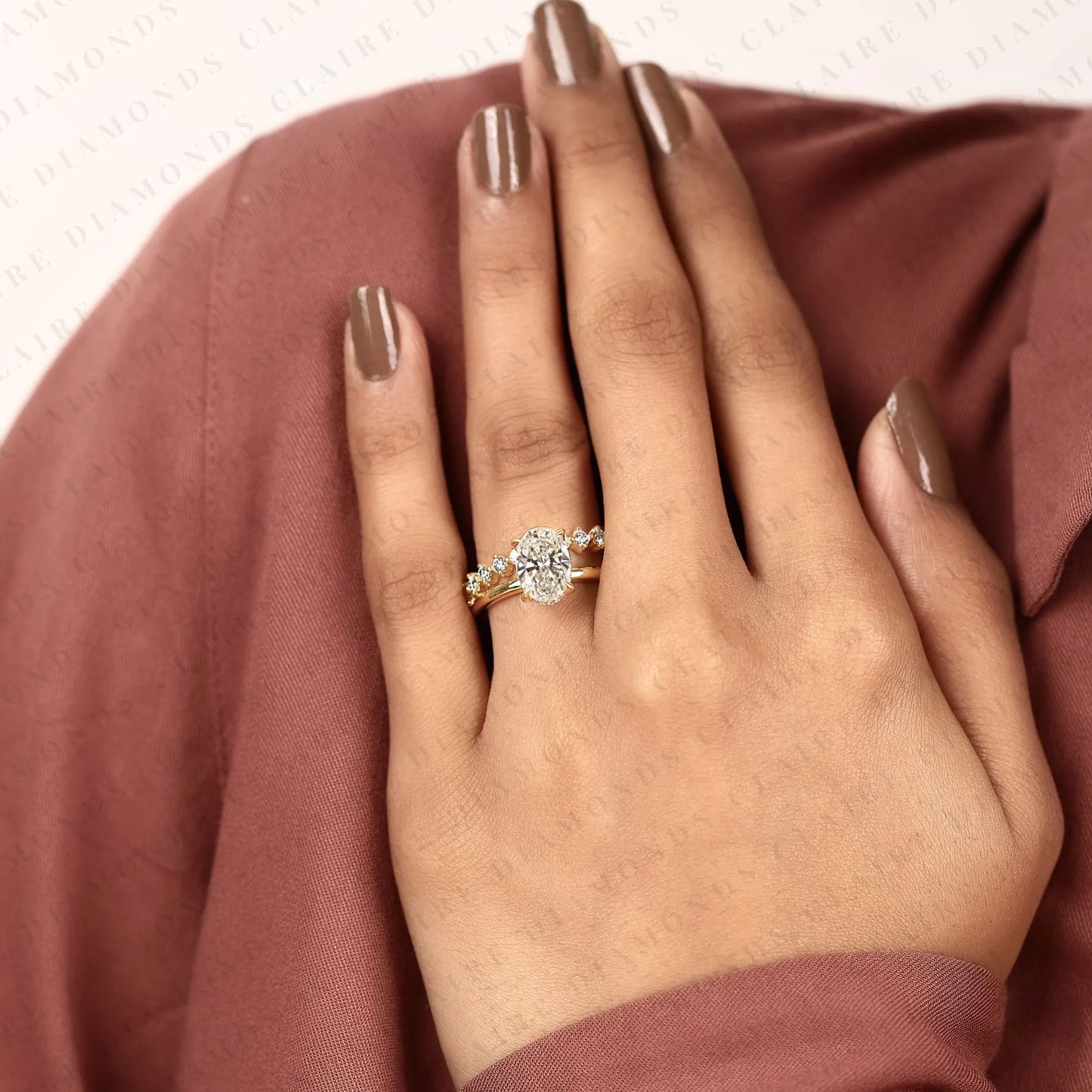 classic oval cut lab grown diamond ring set for engagement, wedding, and anniversary celebrations.