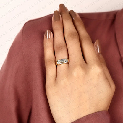 Baguette Cut Lab Grown Diamond Ring in Gold Modern Rectangular Diamond Solitaire Ring Minimalist Statement Engagement Ring for Women