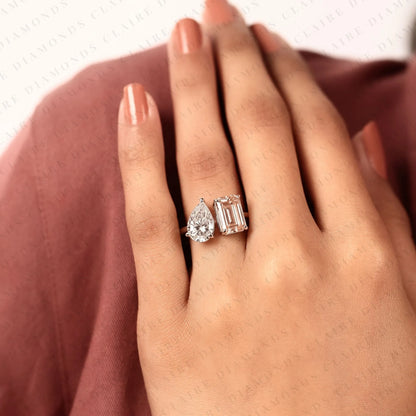 4.00 TCW Pear and Emerald Cut Toi et Moi Ring – photo 8