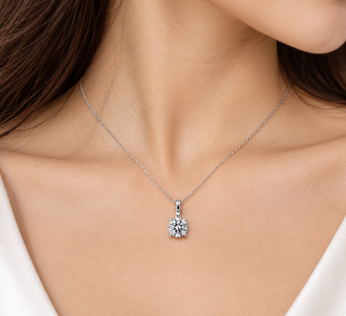 1 CT Round Cut Moissanite Pendant with Brilliant Shine