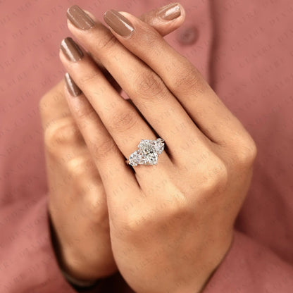 Marquise Cut Moissanite Diamond Engagement Ring Vintage Floral Cluster Ring White Gold Wedding Ring Unique Anniversary Ring for Women.