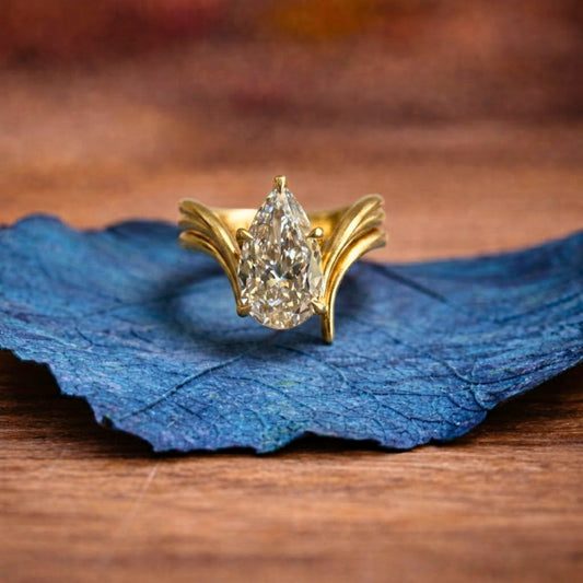 Pear Cut Moissanite Engagement Ring Bypass Gold Wedding Ring
