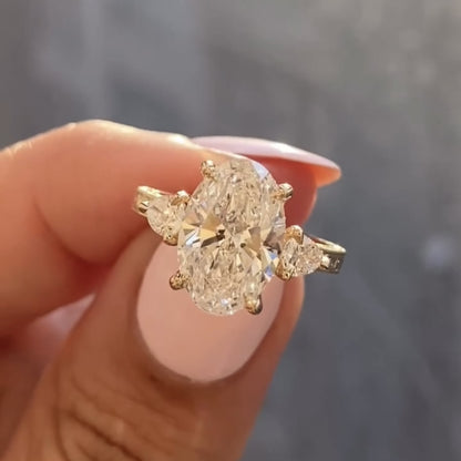 Vintage Three Stone Oval Moissanite Engagement Ring Art Deco Gold Wedding Ring