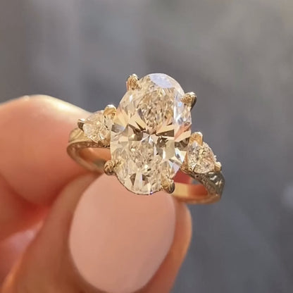 Vintage Three Stone Oval Moissanite Engagement Ring Art Deco Gold Wedding Ring