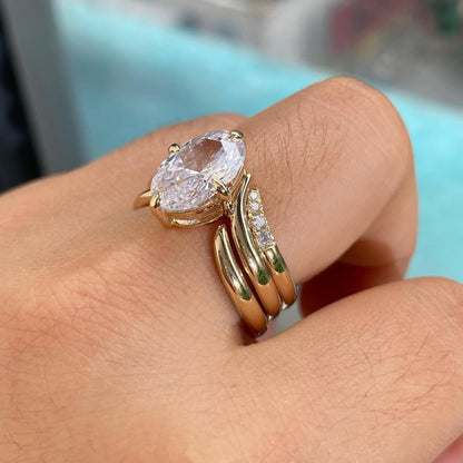 Oval Lab Grown Diamond Ring Set with Curved Pavé Gold Bands, Luxury Bridal Engagement & Wedding Ring Set, Modern Statement Oval Cut Design