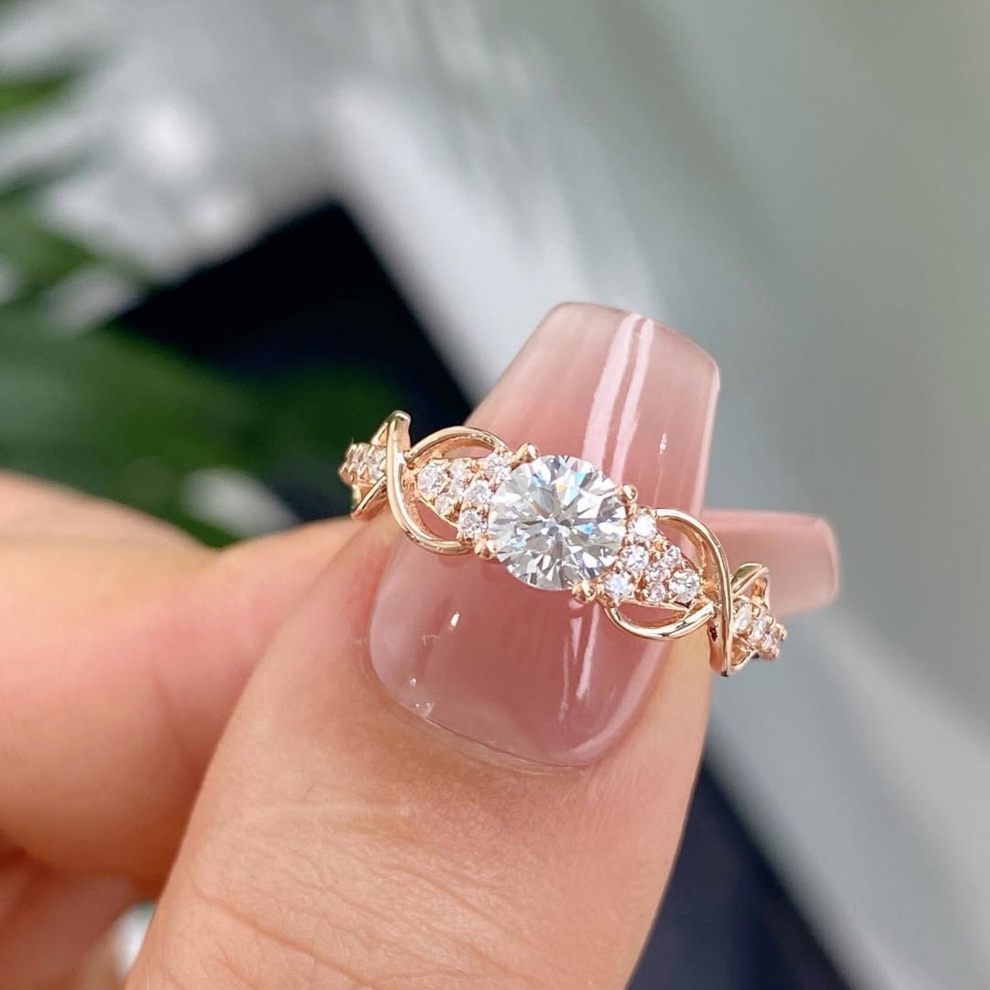 1.00 ct round cut diamond vintage inspired engagement ring with twisted gold band and side accents | elegant moissanite diamond ring