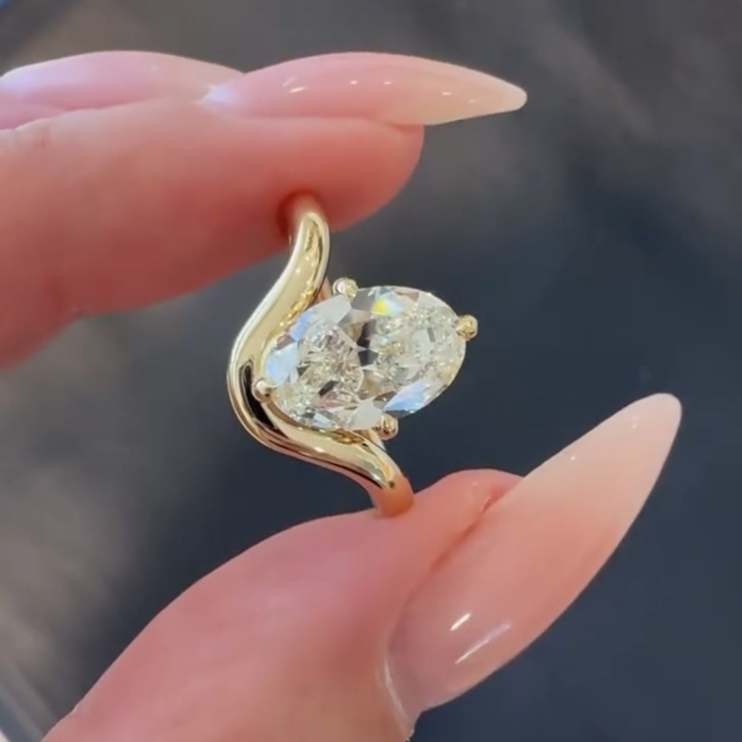 oval cut moissanite engagement ring curve band solitaire wedding ring