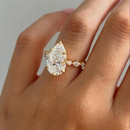 Pear Cut Moissanite Engagement Ring Solid Gold Wedding Ring Teardrop Ring Anniversary Rings For Women Handmade Ring Promise Ring
