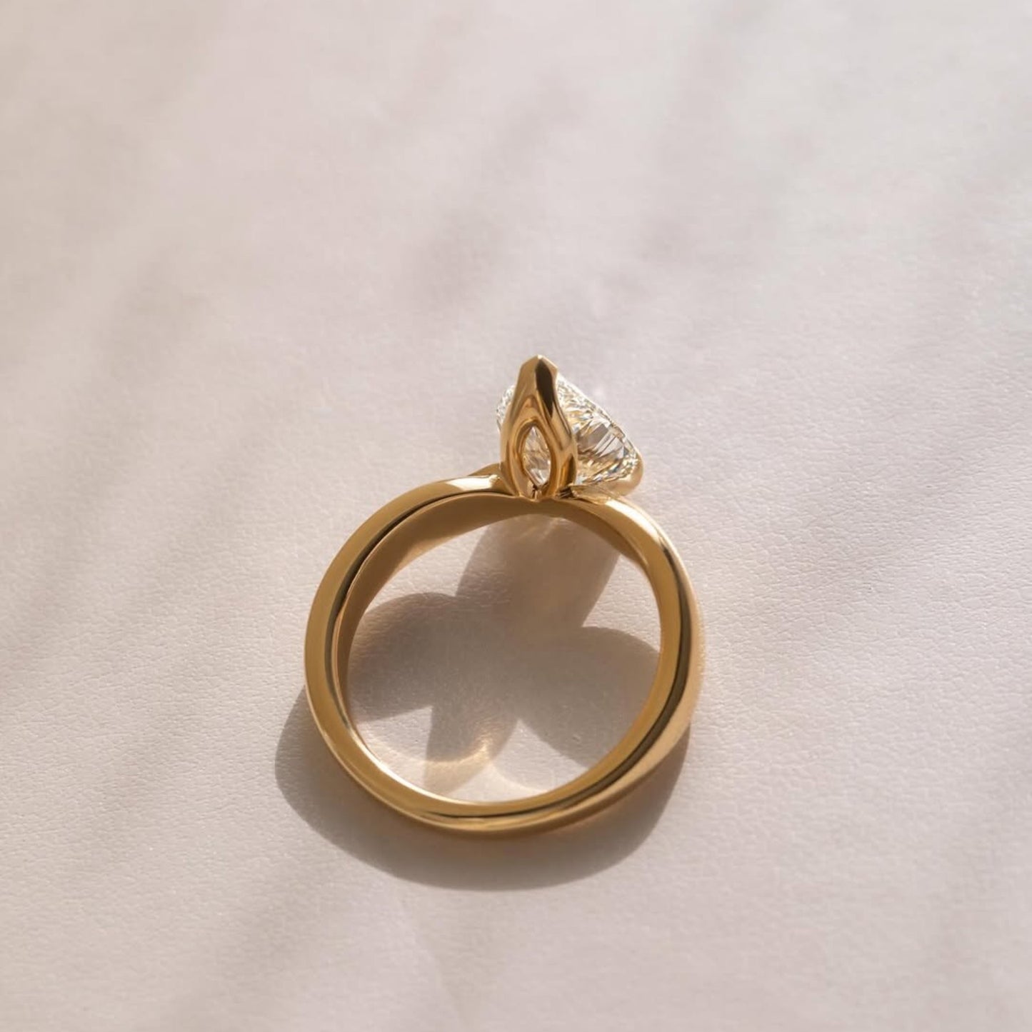 pear moissanite engagement ring tulip set solid gold wedding ring teardrop anniversary ring for women promise ring gift for her