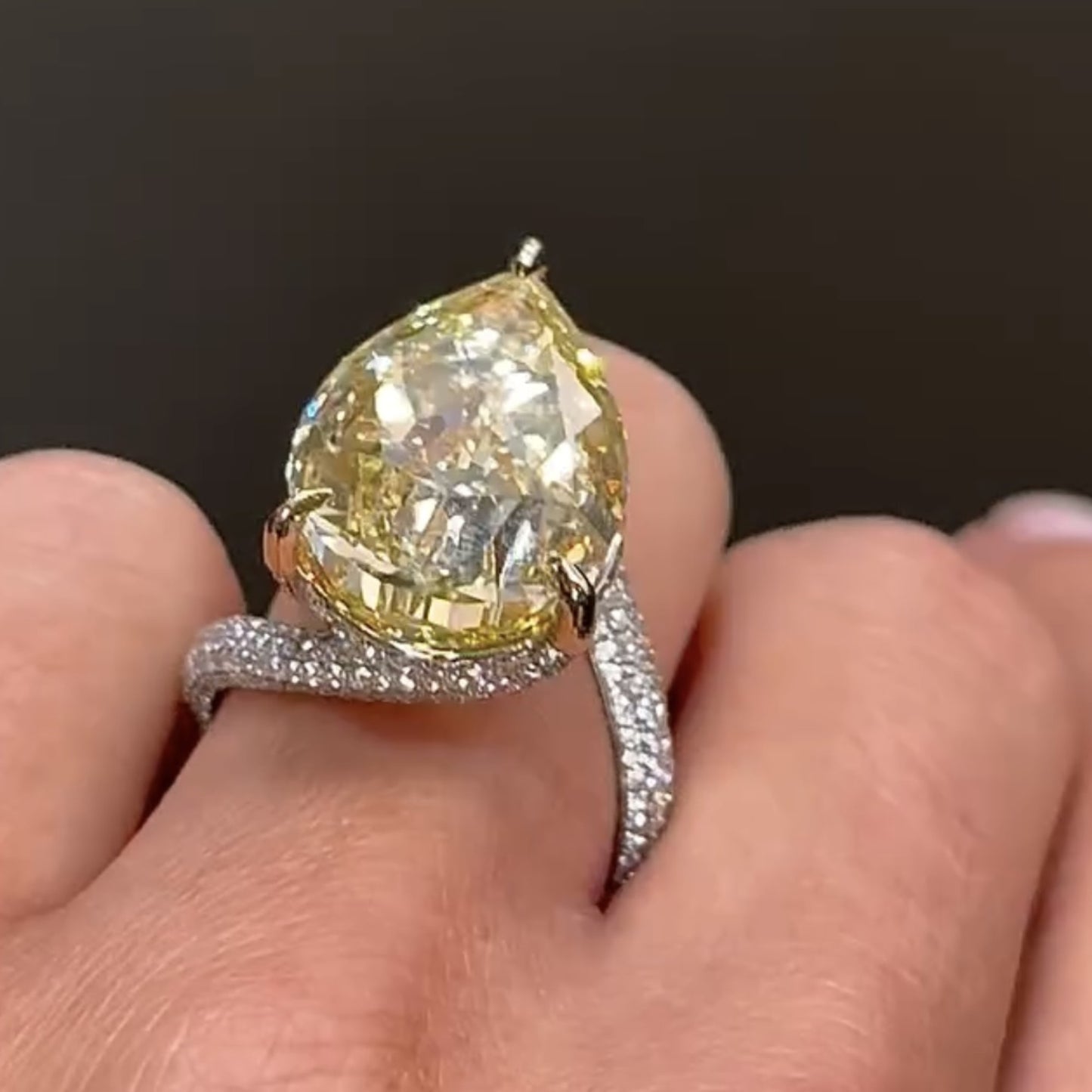 champagne yellow pear cut moissanite engagement ring  wedding ring color stone ring anniversary rings for women teardrop ring