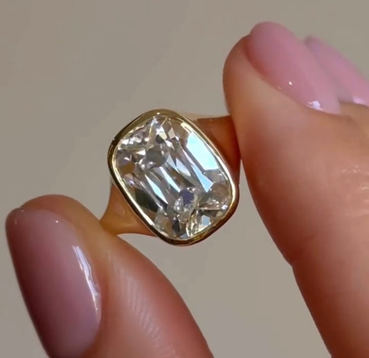 Bezel Set Old Mine Elongated Cushion Moissanite Engagement Rings Wedding Ring Antique Diamond Ring