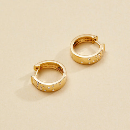 0.20 CT Round Cut Gold Diamond Huggie Earring Moissanite Pavé Hoops