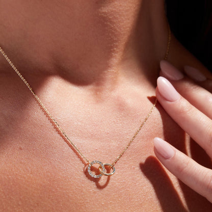 0.20 TCW Round Cut Gold Interlocking Circle Necklace Lab-Grown Diamond Accent