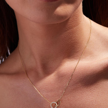 0.20 TCW Round Cut Gold Interlocking Circle Necklace Lab-Grown Diamond Accent