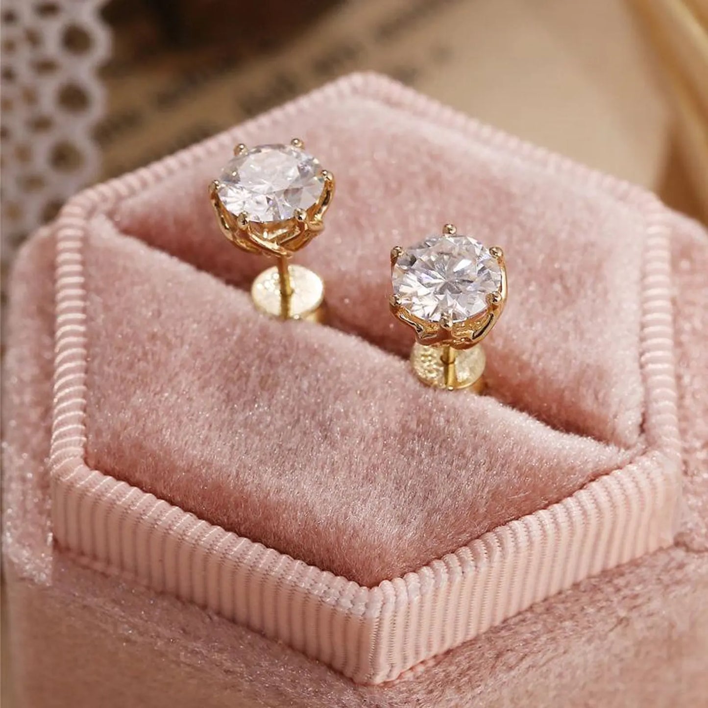 2.00 tcw round cut lab grown stud earring with tulip set