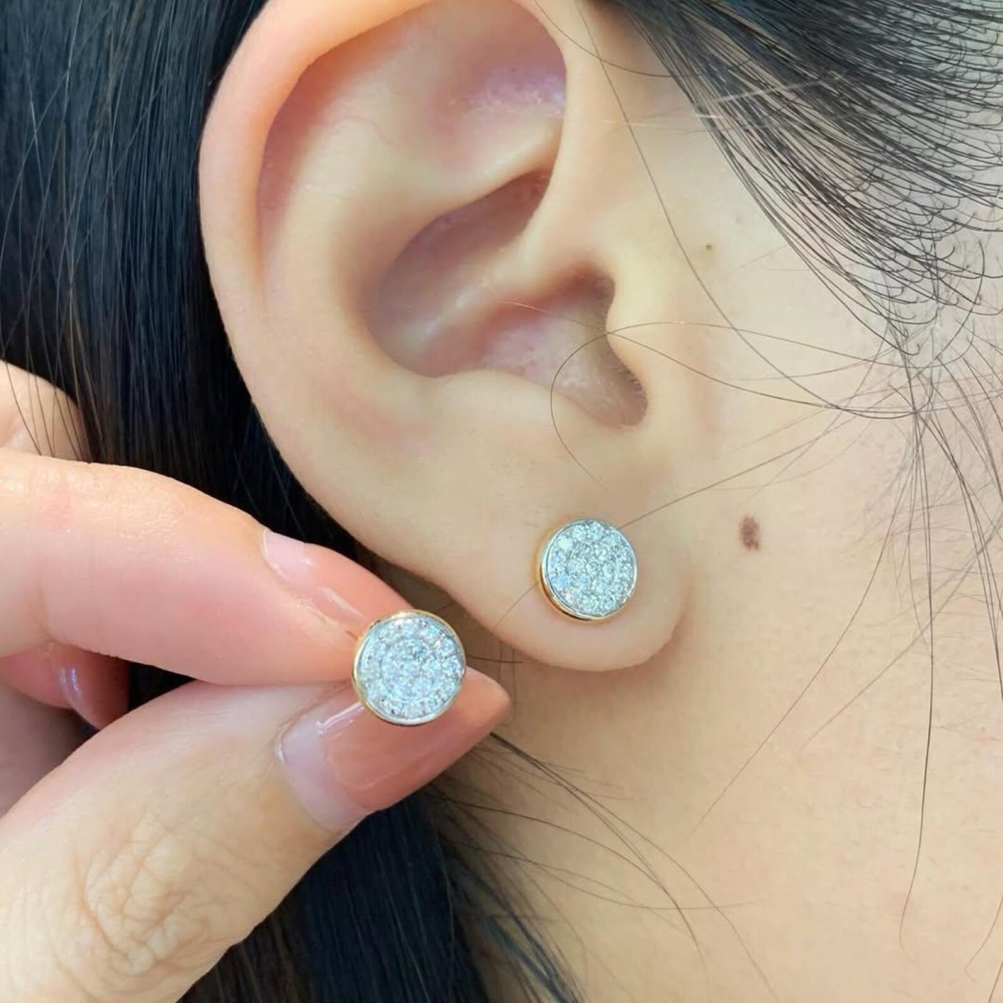 1.32 tcw round cut lab grown diamond stud earring minimalist morden jewellery