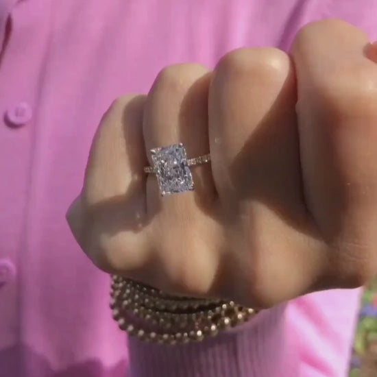 Luxury diamond ring rotating view premium jewelry 