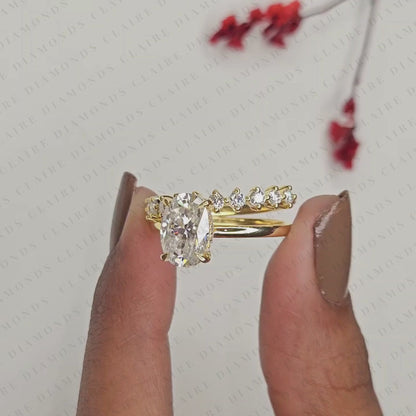 Classic Oval Cut Lab Grown Diamond Ring Set for Engagement, Wedding, and Anniversary Celebrations.