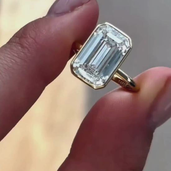 Gold ring with diamond luxury shine