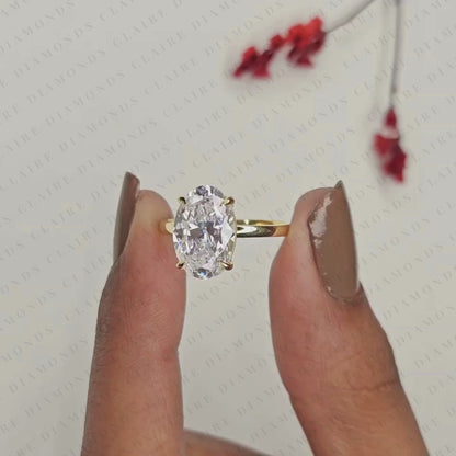 Oval Moissanite Diamond Solitaire Ring for Modern Engagements and Lasting Love